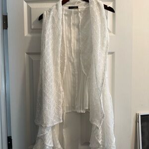 Dolce Cabo White Lace Knit Open Vest